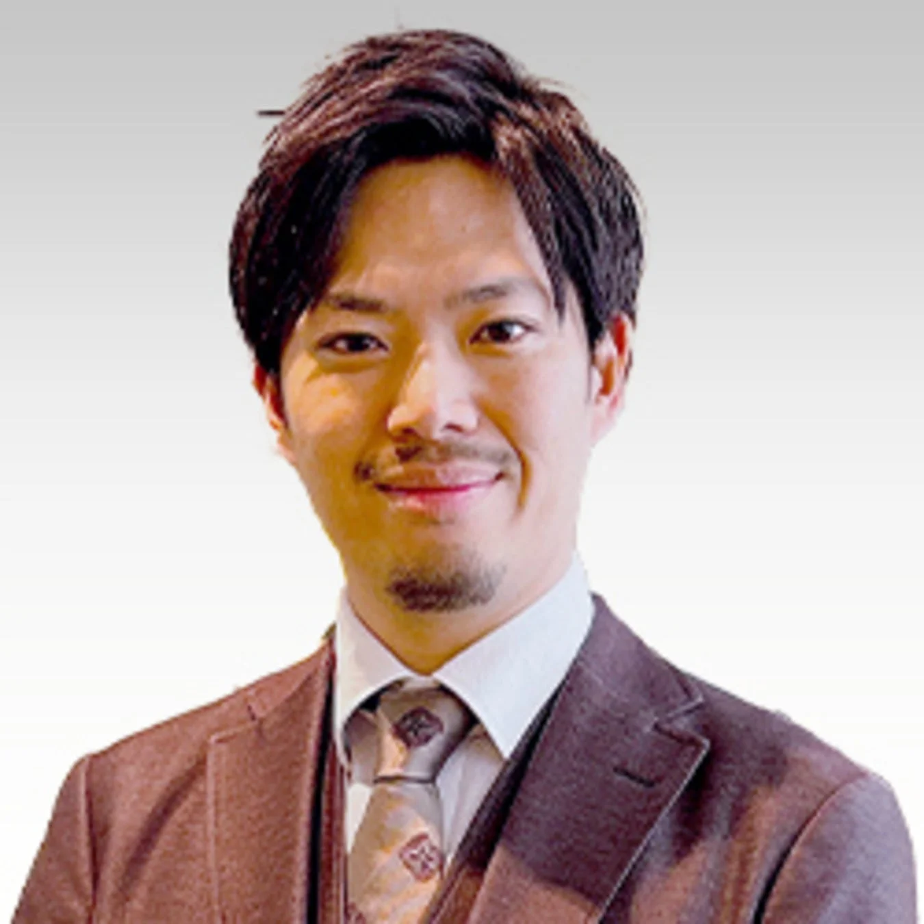 穂満健志氏のポートレート