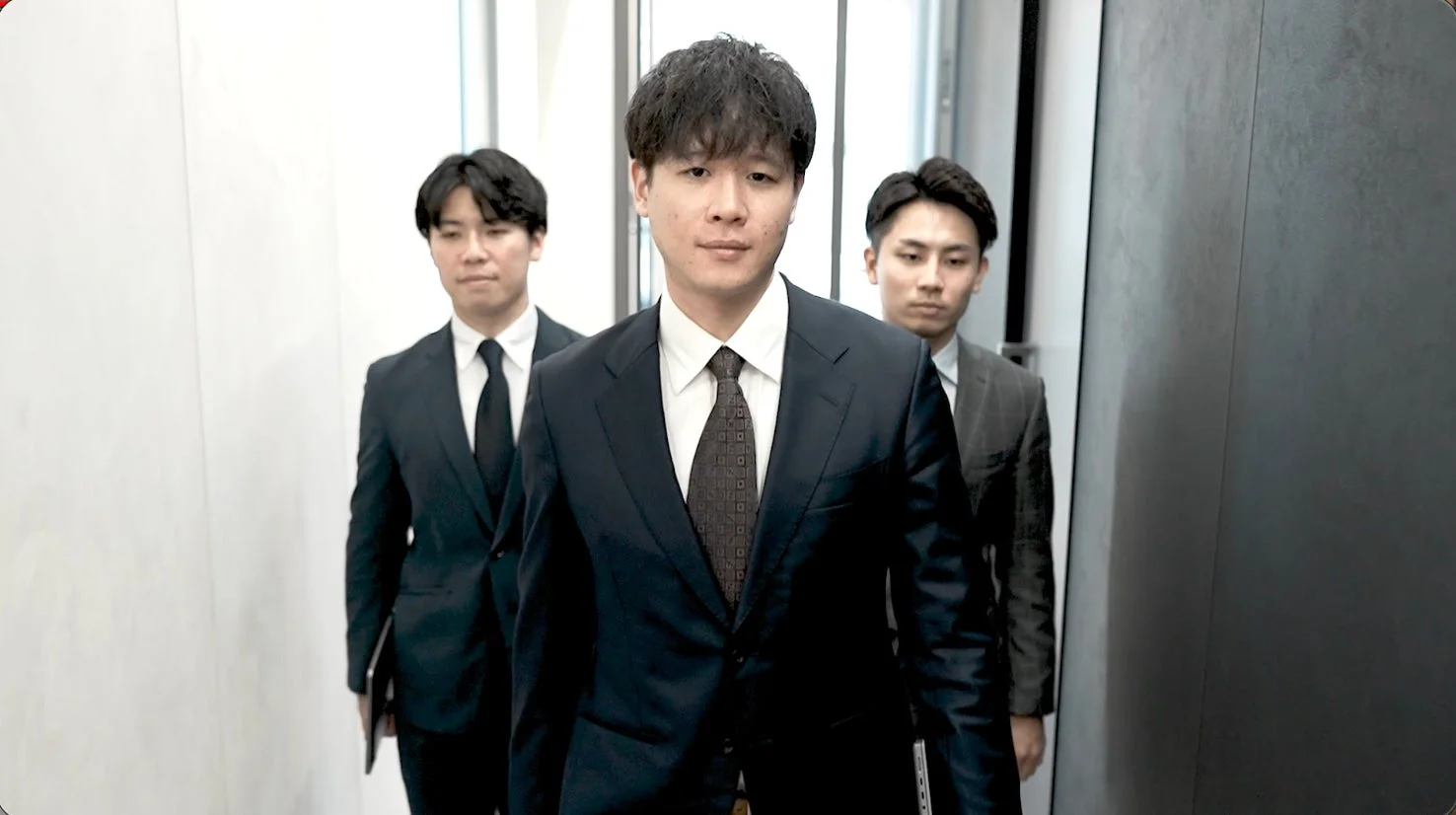 ビジネスマン3人