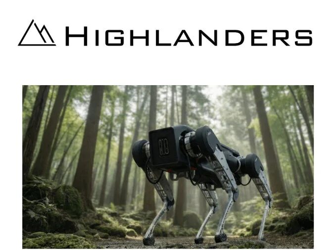 森林の中で佇む四足歩行ロボットの画像です。上部には「HIGHLANDERS」というロゴと山のようなマークがあります。ロボットは未来的なデザインで、周囲の木々や苔むした地面が自然とテクノロジーの融合を表現しています。